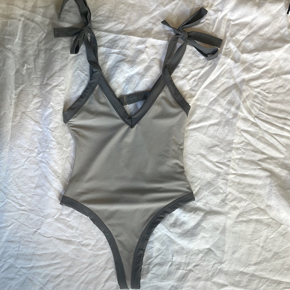 Tullarosa XS bathing suit brand new